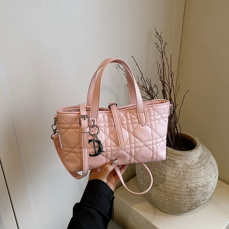 Объемная сумка на одно плечо, стиль Chanel