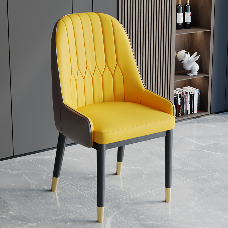 노란 얼굴 _ 갈색 뒤 _ 금 다리 세트