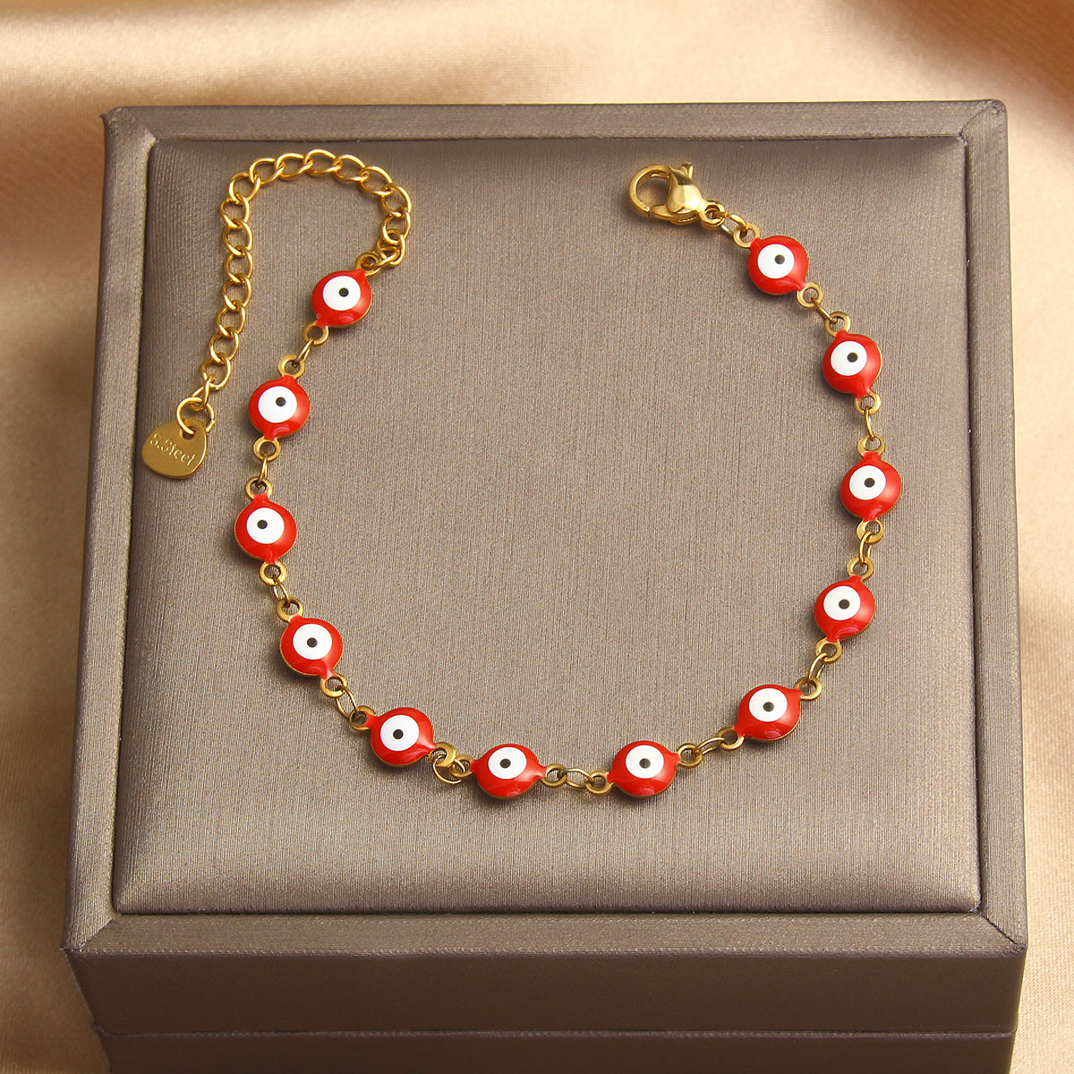 Casual Occasion Lady Devil's Eye 304 Stainless Steel Bracelets In Bulk