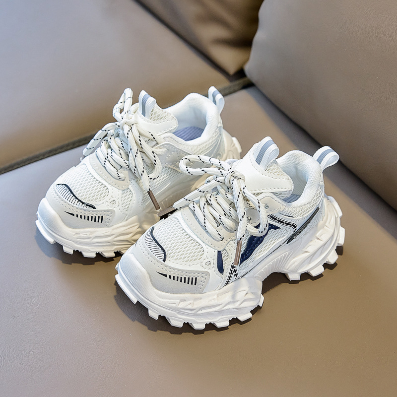 Zapatos deportivos para niños 2026 primavera y otoño nuevos niños y niñas neumáticos transpirables zapatos para padres zapatos de estudiantes zapatos deportivos ecológicos