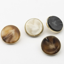 ����ɫ��֬�~�۷�ţ�����b���¿۽��ٽM��ƽ����Ů�L�����׿���