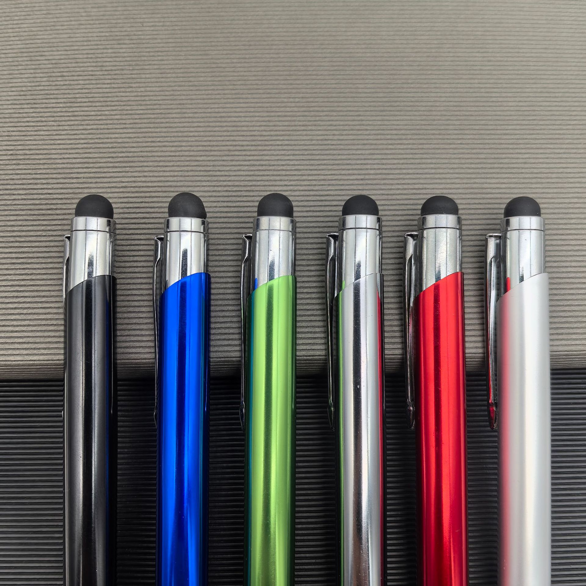 Presione lápiz de punta de lápiz multifuncional lápiz de publicidad de metal lápiz táctil creativo lápiz láser LED lápiz de punta de lápiz