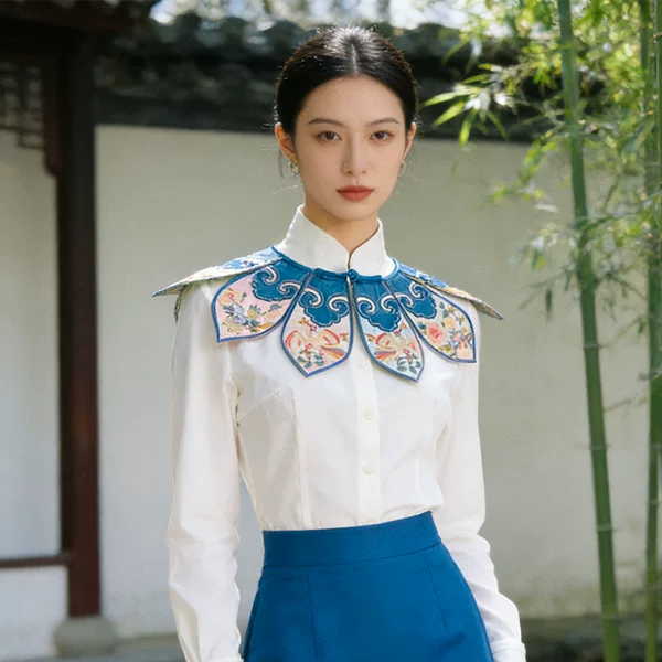 High-End Cloud-Shoulder Shawl in New Chinese Style, Fashionable Women's Top with Detachable Collar, Versatile National Style, New Spring and Autumn Model