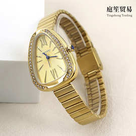 轻奢女士手表个性蛇形手镯表外贸现货防水钢带石英表时髦缠绕腕表