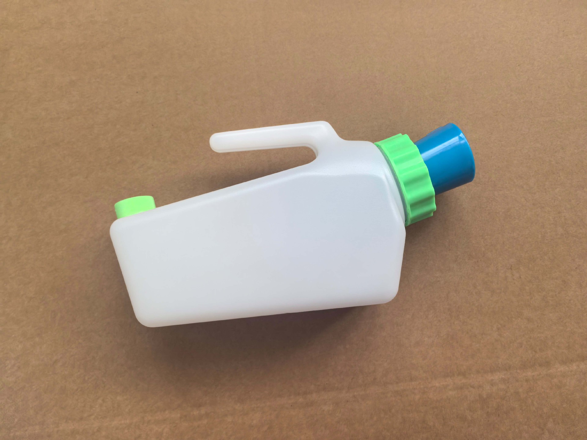 Anti-Spill Urinal, Anti-Leak and Odor-Proof Men's Urine Collector, Urine Collection Bag, Men's Bedpan, Car-Mounted Night Urinal