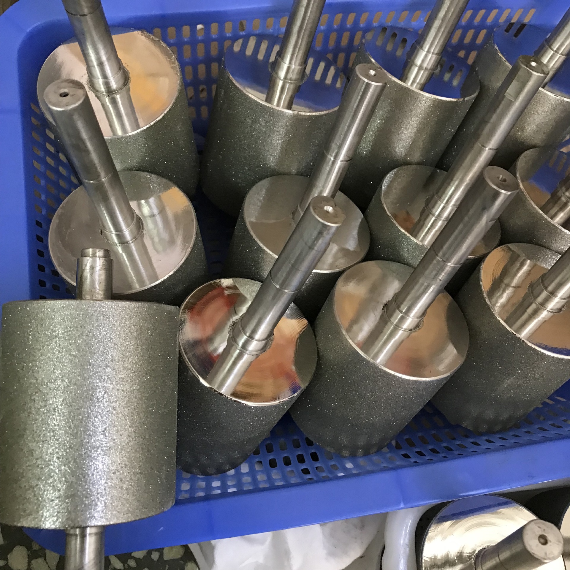 印刷卷标机配套自动化轴轮贴标机用电镀金刚石喷砂轮过标卷纸摩擦