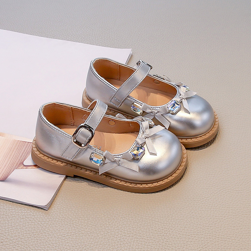 Autumn shoes with rhinestones with bow flat