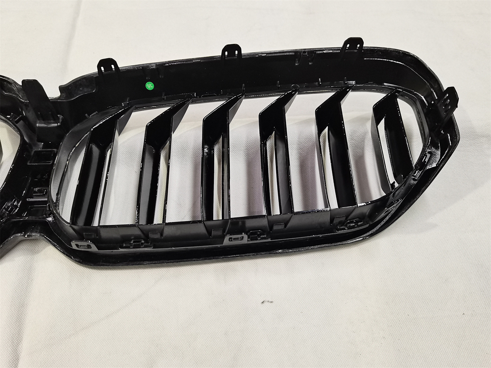 Suitable for Bmw 5 Series G30G38 Carbon Fiber Front Grille Modification Dual-Line Grille Integrated Type Original Replacement Style
