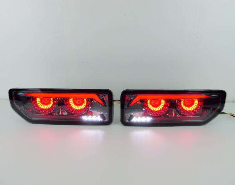 Suitable for Suzuki 19-24 Jimny Rear Bumper Light Brake Light Flowing Water Turn Signal Tail Light