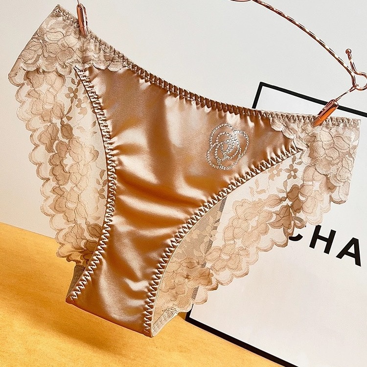 【In Stock】French-Style Sexy Lace Panties for Women, Silky Satin with Rhinestone Embellishments, Seamless Triangle Briefs, Comfortable and Breathable
