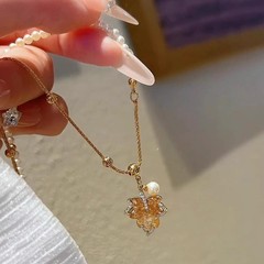 高级感渐变枫叶闪钻吊坠珍珠项链女新款轻奢小众设计感锁骨颈链