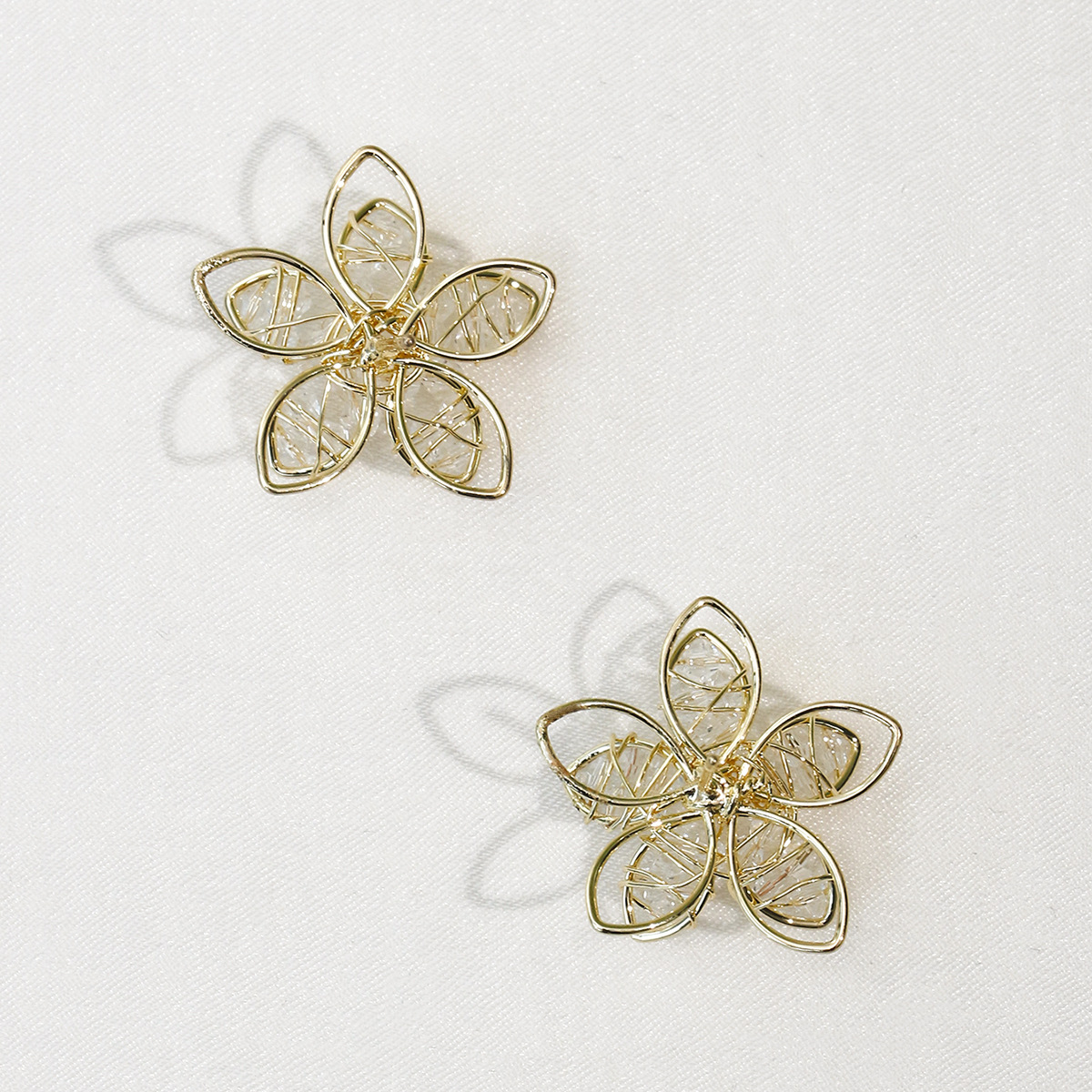Artificial Crystal, Iron Material Flower Pattern 1 Pair Elegant Streetwear Flower Plating Artificial Crystal Iron Ear Studs