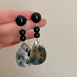 耳环;项链;耳钉