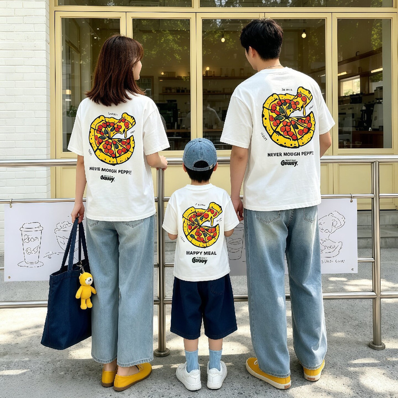 Japanese-Style Family Matching Outfits for a Family of Three, Summer Short-Sleeve T-Shirts with Cartoon Patterns for Boys, Pure Cotton, Stylish and Trendy Family Wear