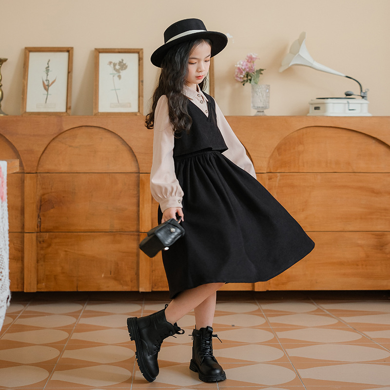 2024 niñas solapa moda falso vestido de dos piezas niños medianos y grandes rojo Otoño e Invierno vestido de princesa de pana vestido de padre e hijo