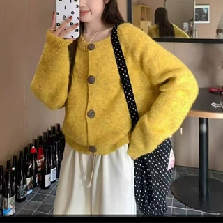 法式短款圆领针织外套女2025新款秋冬宽松慵懒小个子软糯毛衣开衫