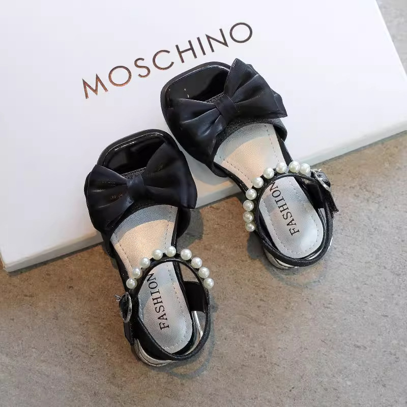 Sandalias para niñas 2025 verano nueva moda para niños pequeños tacones altos perla lazo niña estilo occidental zapatos de princesa image 3