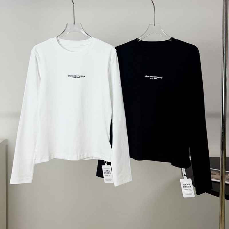 DaWang's new basic simple stretchy long-sleeve T-shirt for women, made of long-staple cotton, casual round-neck, slim-fit, and flattering inner top DaWang's new basic simple stretchy long-sleeve T-shirt for women, made of long-staple cotton, casual round-neck, slim-fit, and flattering inner top