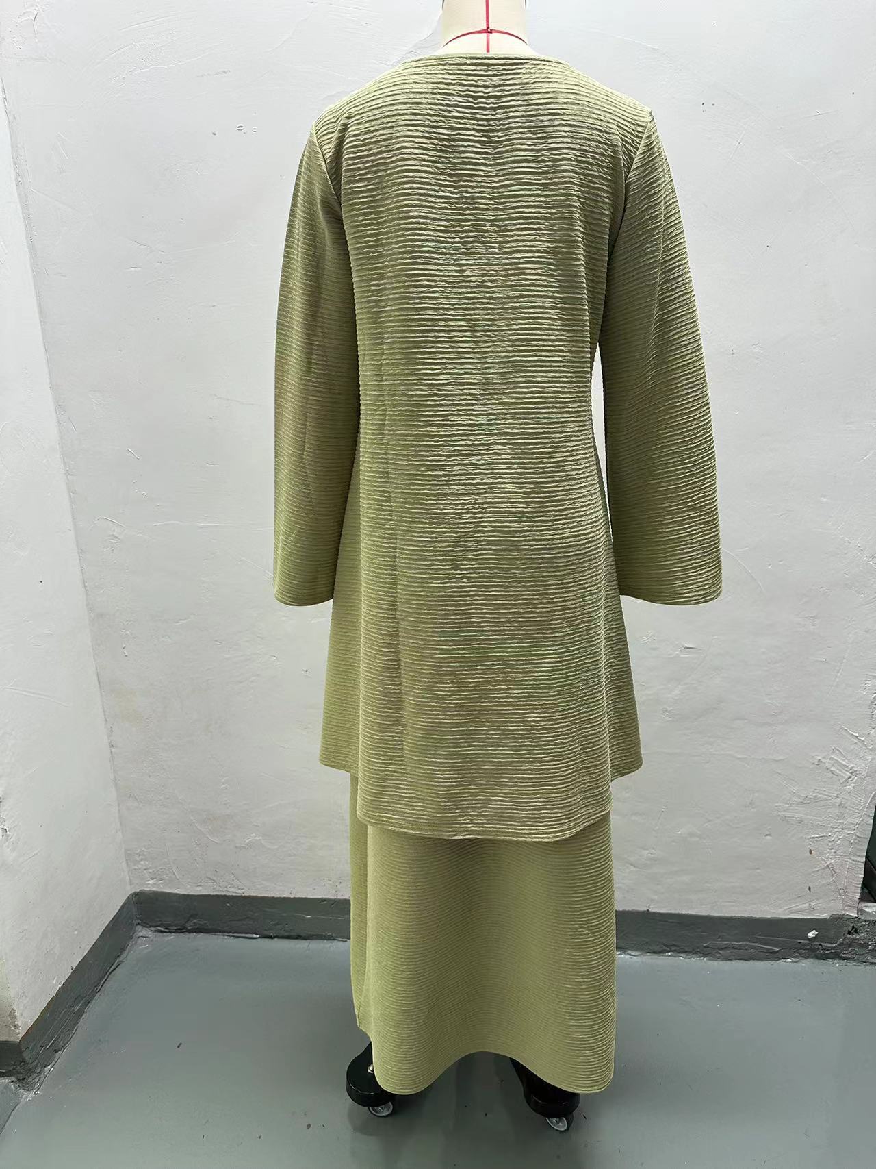 Completo due pezzi donna musulmana camicia e gonna lunga_voghion.com