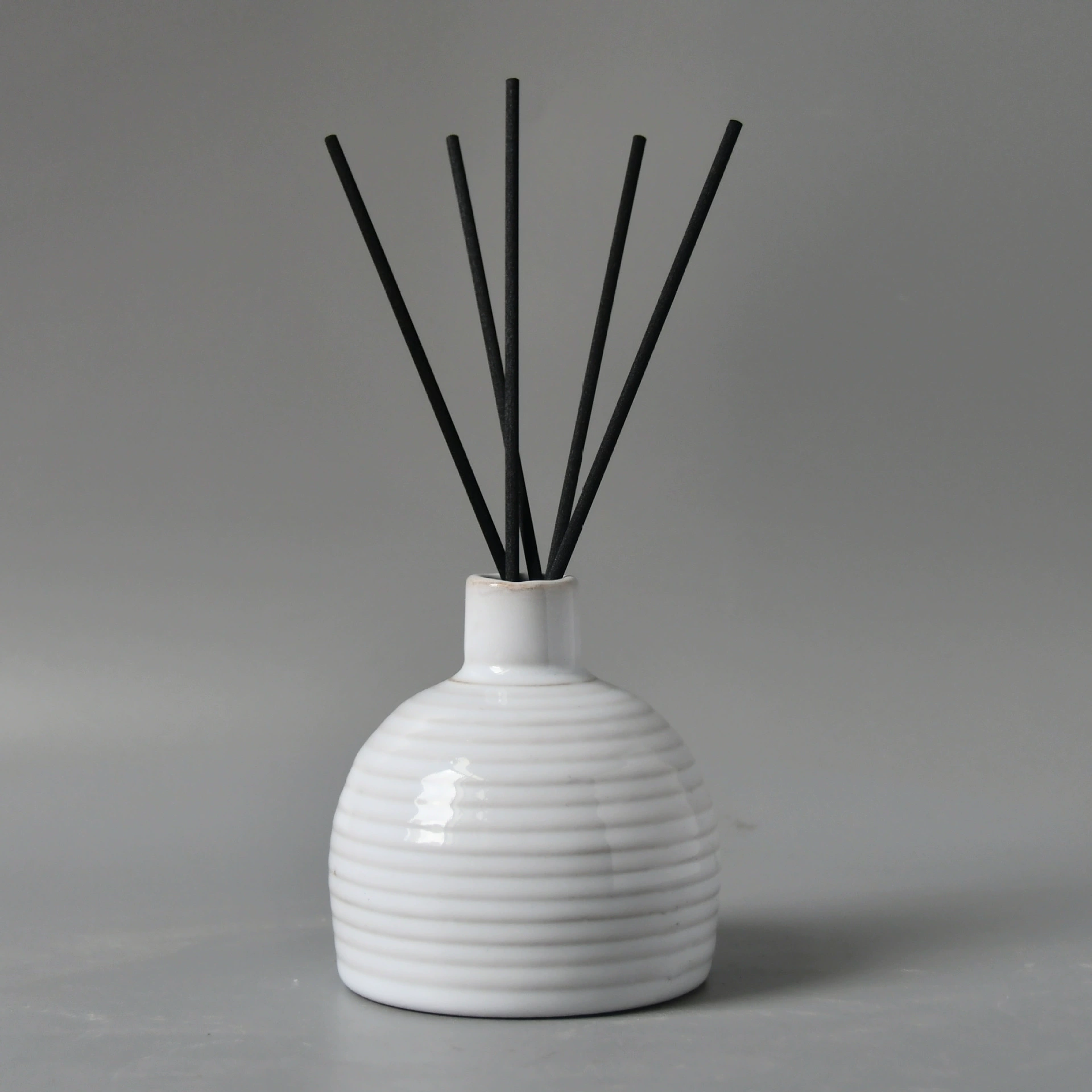 2024 внешнеторговый дом мини-керамическая ваза с ароматерапией горизонтальная полоска креативные сушеные цветочные украшения декоративные аквапоники маленькие цветы