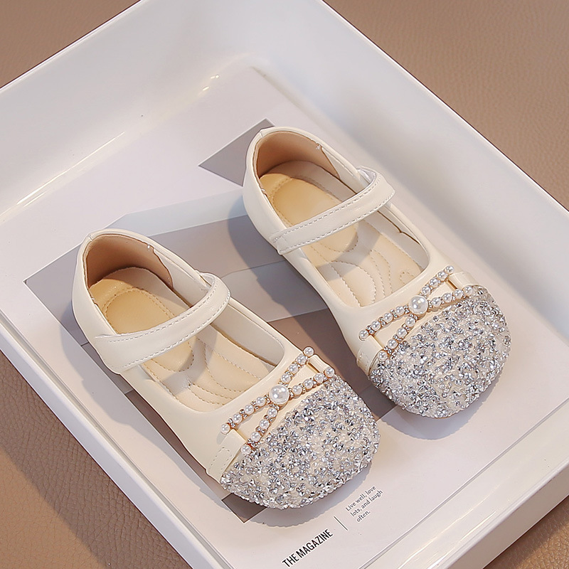 Zapatos de cuero suaves de niñas primavera y verano 2026, nuevos zapatos de diamante Lefour, moda, zapatos de princesa, zapatos de rendimiento planos image 7