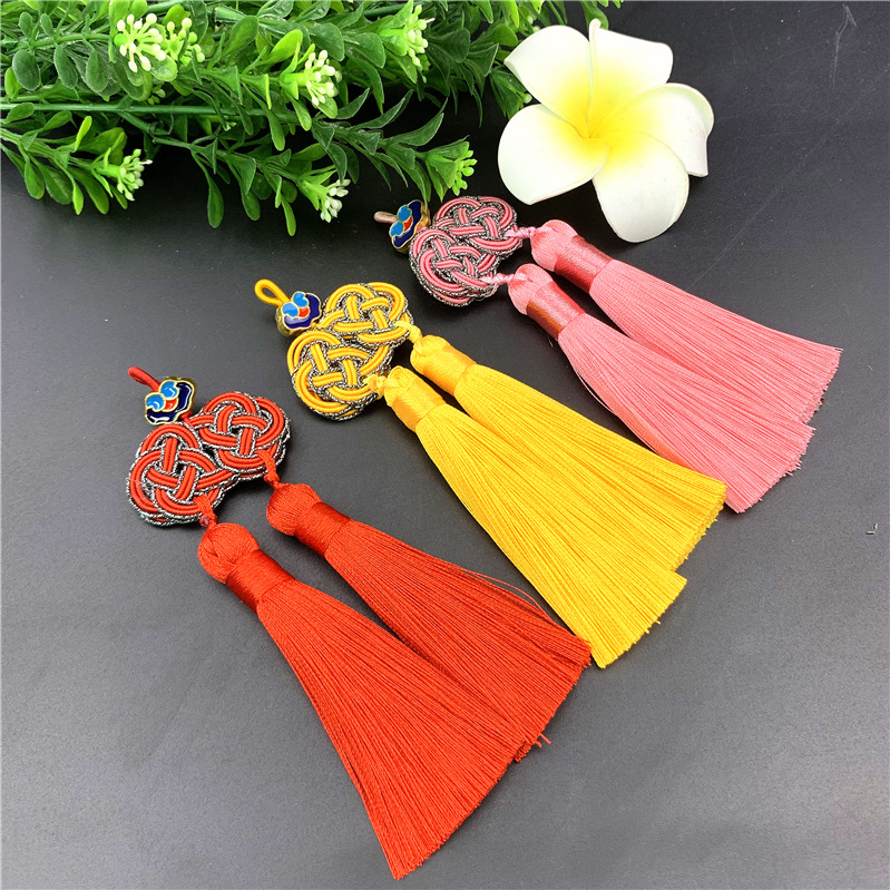 Hanfu with tassels