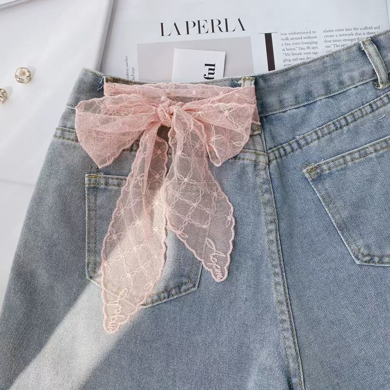 Versión coreana de la bufanda de seda larga de encaje retro súper hada para damas, bufanda pequeña delgada de todo fósforo, correa para el cabello, serpentina