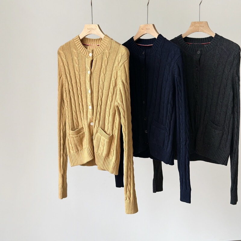 26 Autumn New Women's Preppy Style Slim Fit Cable Knit Round Neck Single-Breasted Sweater Cardigan 0903s9 Cotton 26 Autumn New Women's Preppy Style Slim Fit Cable Knit Round Neck Single-Breasted Sweater Cardigan 0903s9 Cotton