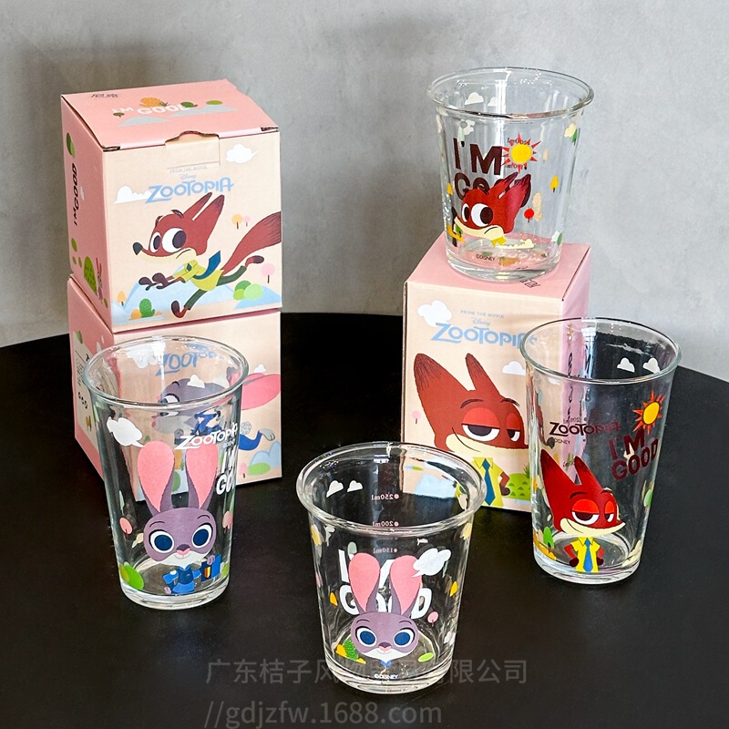 かわいいガラスのコップの漫画の子供のコップの家庭用の反口のコップの飲み物のコップの高い顔の値のカップルのジュースのコップ|undefined