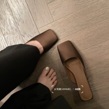 �F؛��~��ʽ�͹ŷ��^�\�ھ������Ǹ����՛���Ů�ļ����^����ЬŮ