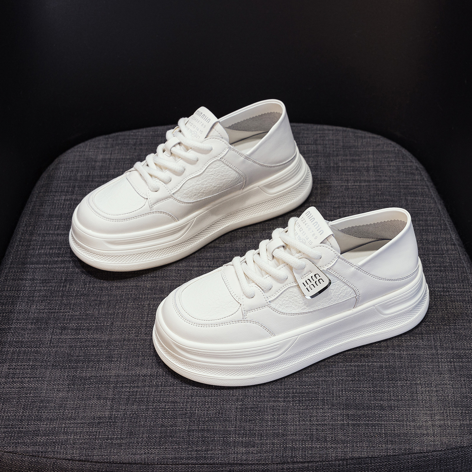 White Shoes for Women 2025 New Thick-Soled Two-Wear Single Mesh Breathable Height-Increasing Sneakers for Small People Versatile Sports and Casual Shoes
