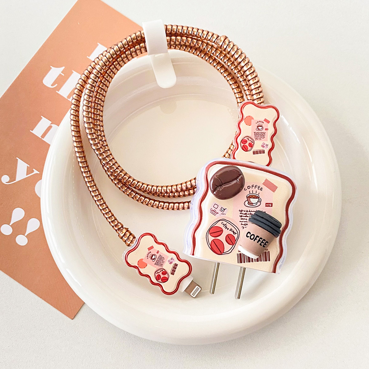 Aplicable a la cubierta protectora del cable de datos iPhone13/14/15 cubierta protectora estándar europea y americana de Apple 20W cargador