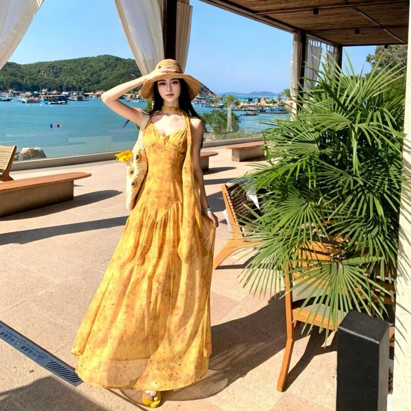 Vacation-Style Yellow Smudged Floral Print V-Neck Dress with Ribbons, Women's Strapless Dress for Photoshoots, Seaside Ambiance Long Dress Vacation-Style Yellow Smudged Floral Print V-Neck Dress with Ribbons, Women's Strapless Dress for Photoshoots, Seaside Ambiance Long Dress