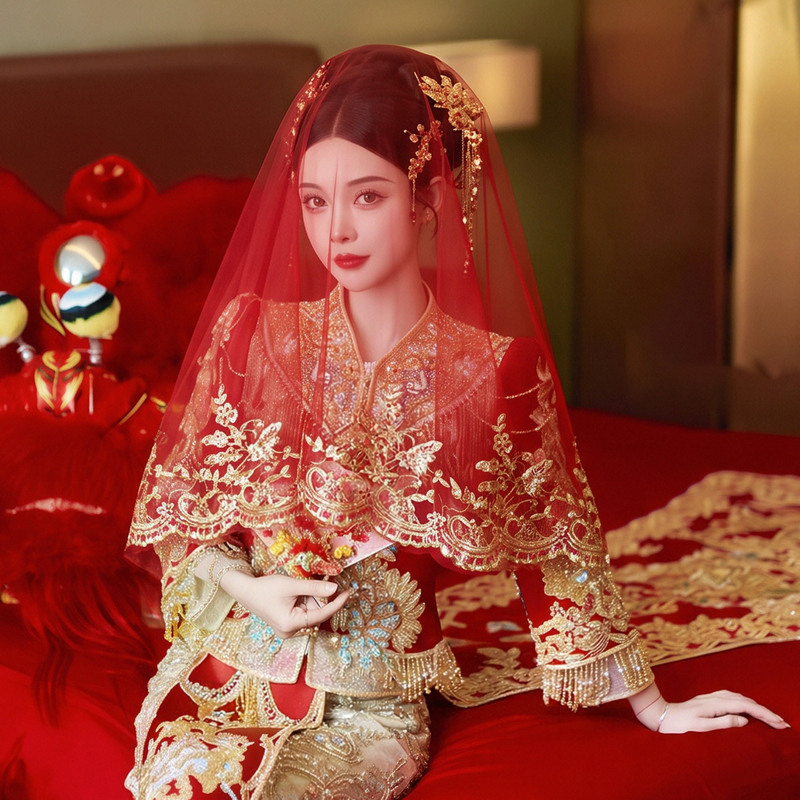 Bride's wedding veil, phoenix crown, red veil, high-end Hanfu, Xiuhe dragon and phoenix gown, semi-transparent red veil