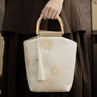 2024�¿���논�����ʽ����tɫ�Y��������Ї��L���������Ů