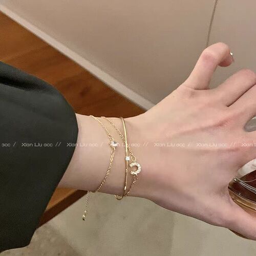 Bracelets for women, light luxury niche design, exquisite stacked bracelets for girls, new high-end autumn and winter accessories