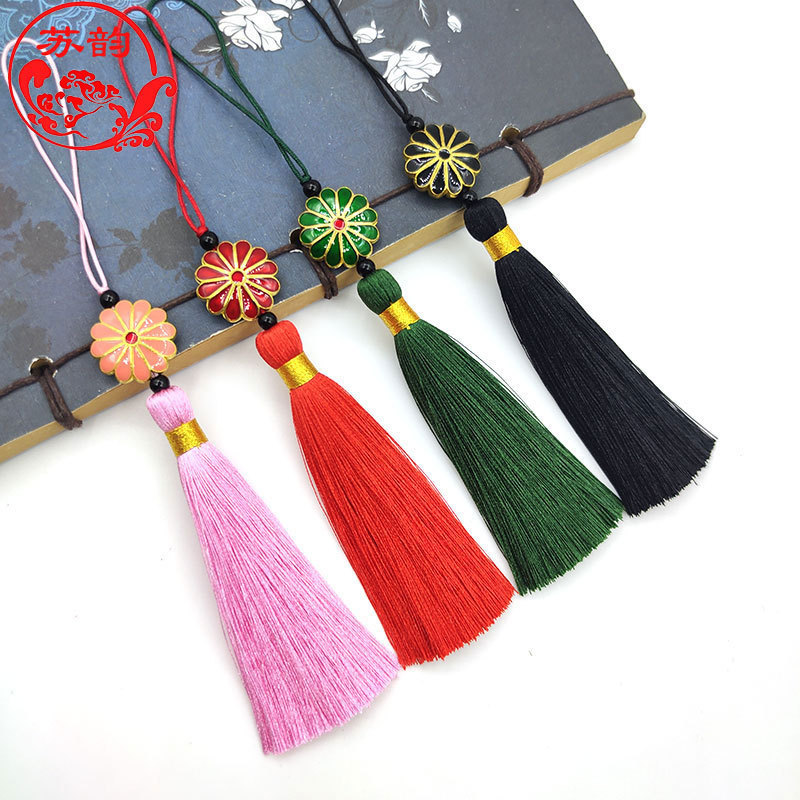 Gold Cloisonne beaded tassel alloy enamel Chinese knot pendant sachet decorative tassel Gold Cloisonne beaded tassel alloy enamel Chinese knot pendant sachet decorative tassel