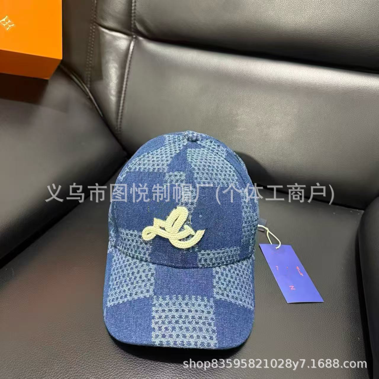 파란색