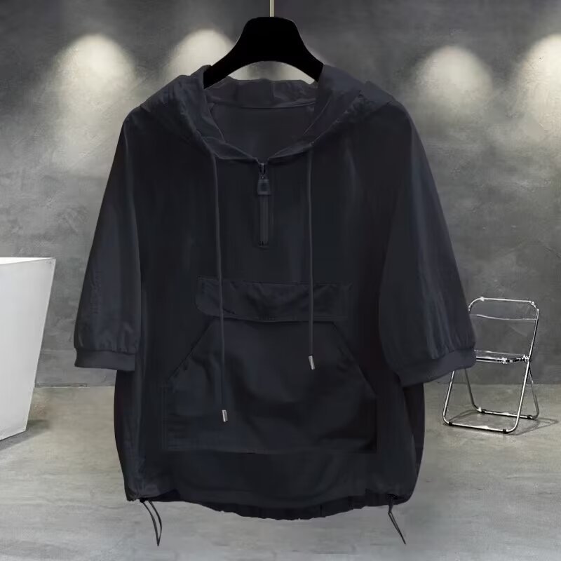 Solid color colored trend design short sleeve T-shirt with zipper…