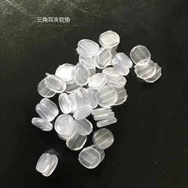 耳钉;耳环;耳夹