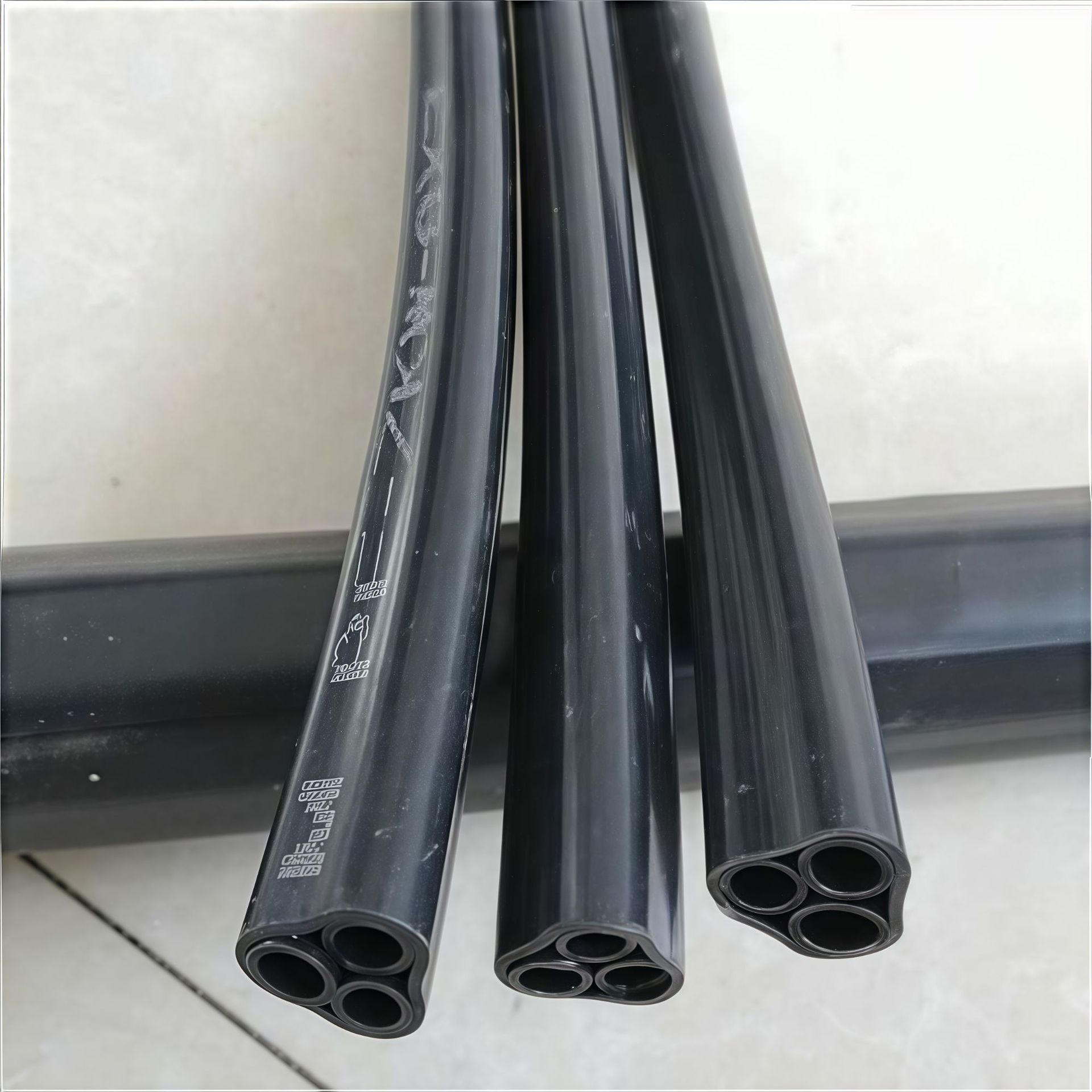 阻燃束管 (3).png