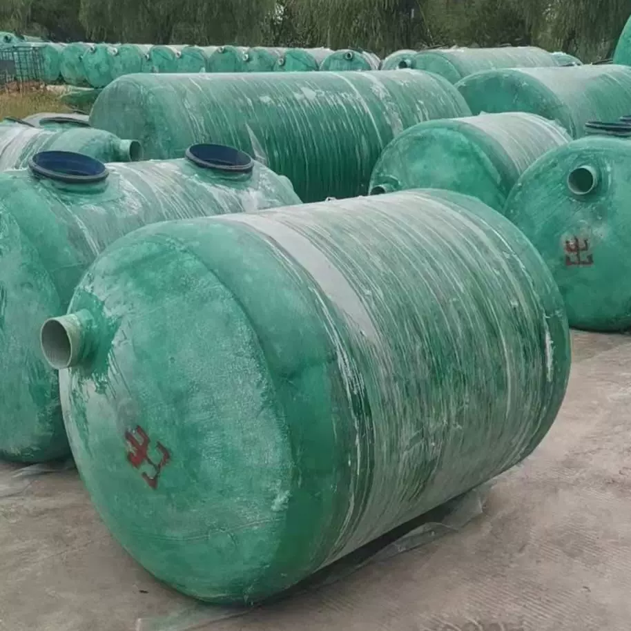 厂家供应玻璃钢化粪池缠绕一体式污水处理玻璃钢蓄水设备大小可选