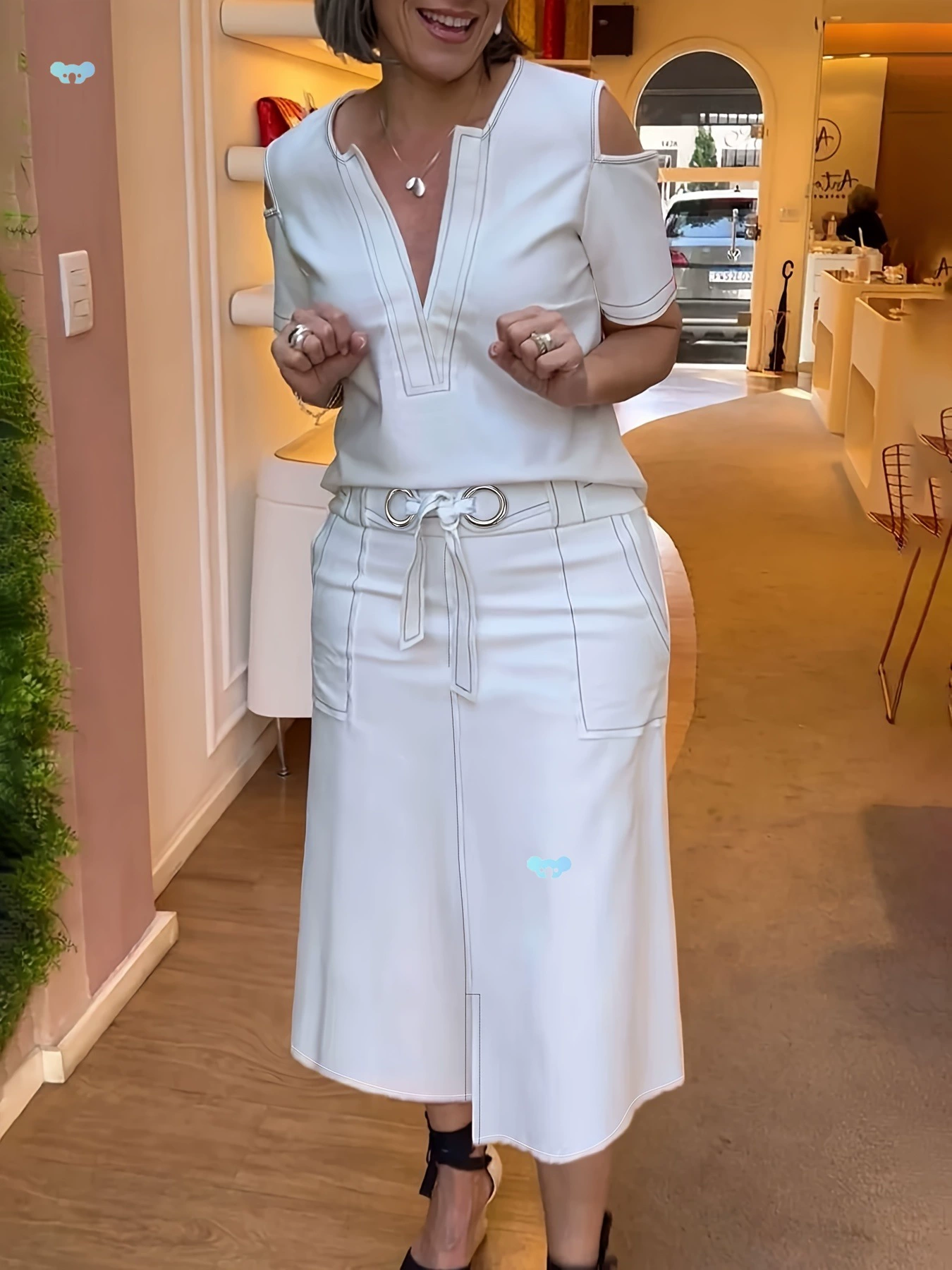 2 шт. Женские контрастные вставки с короткими рукавами и глубоким вырезом Cold Cross-Border