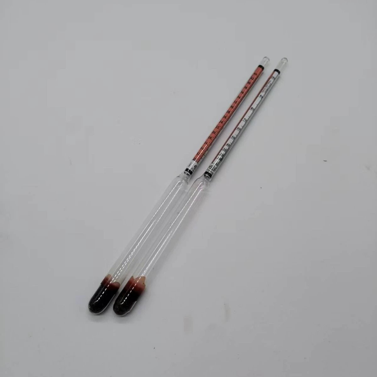 Производитель поставляет спиртовой измеритель алкоголя 0-100 градусов, измеритель концентрации спирта, измерительный прибор для домашнего пивоварения, измеритель степени алкоголя