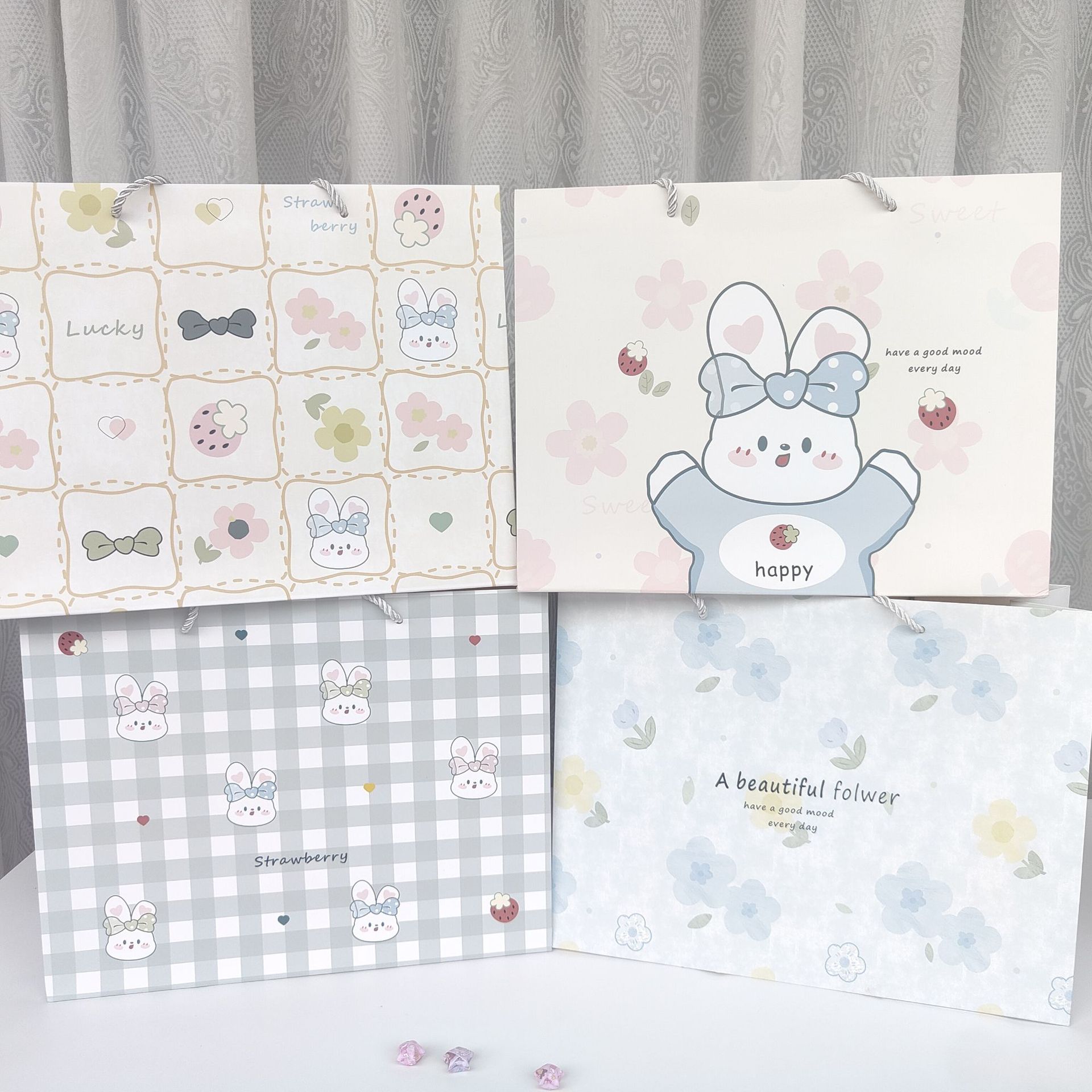 萌趣卡通购物手提袋加厚白卡防水纸袋伴手礼文创生日送礼礼品袋