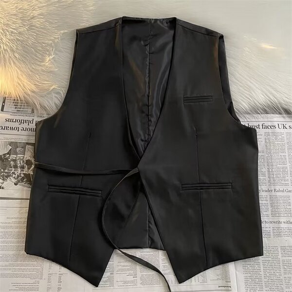 Trend vest