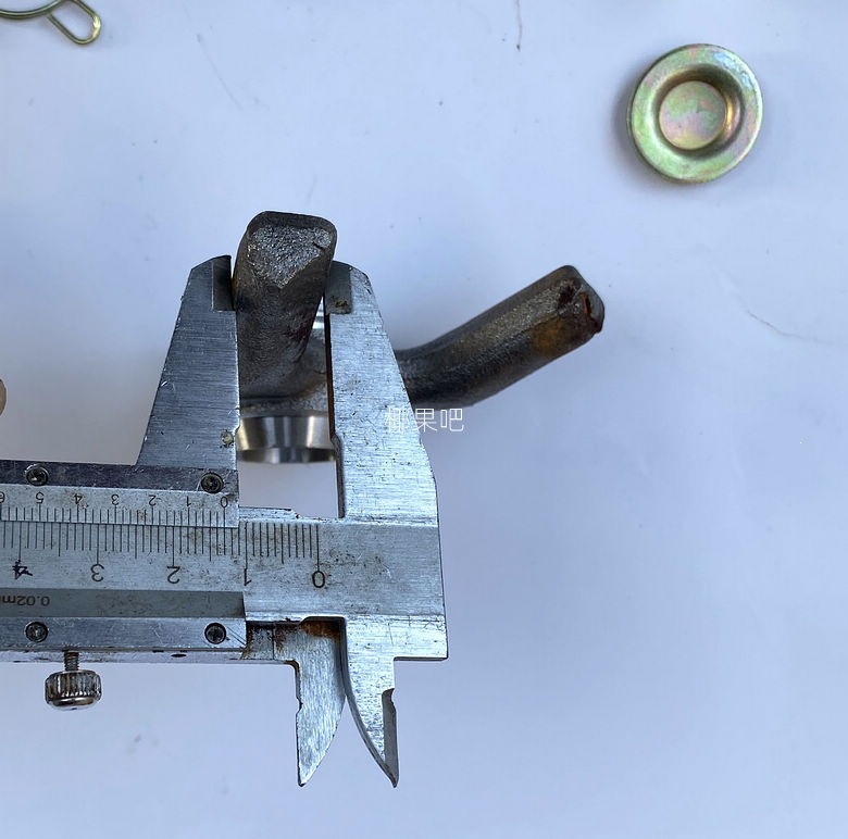 Modified four-wheel go-kart accessories: Adjustable ball-head rocker arm for modified Little Bull ATV