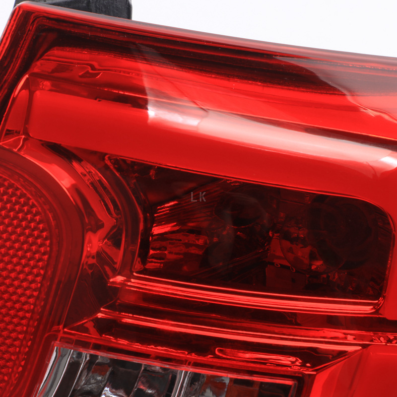 Suitable for Chery new energy small ant EQ1 rear tail lamp assembly rear fog lamp reversing brake lamp turn signal housing
