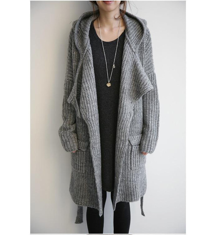 Damen-Cardigan mit Kapuze und Gürtel, locker, mittellang, grob gestrickt_voghion.com