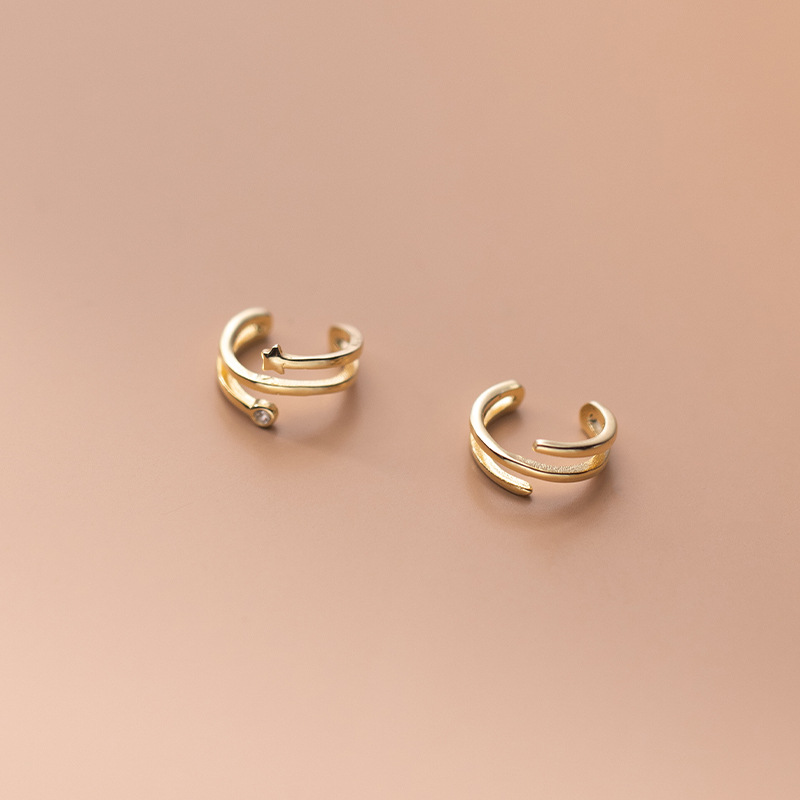 Eloch s925 estrella de plata dulce clip de orejas para mujeres coreanas líneas simples tres capas sin agujeros de orejas M00323